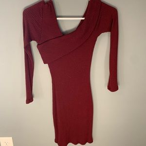 FASHION NOVA maroon off shoulder sweater dress SMALL